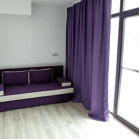 Guest house Flora 4*